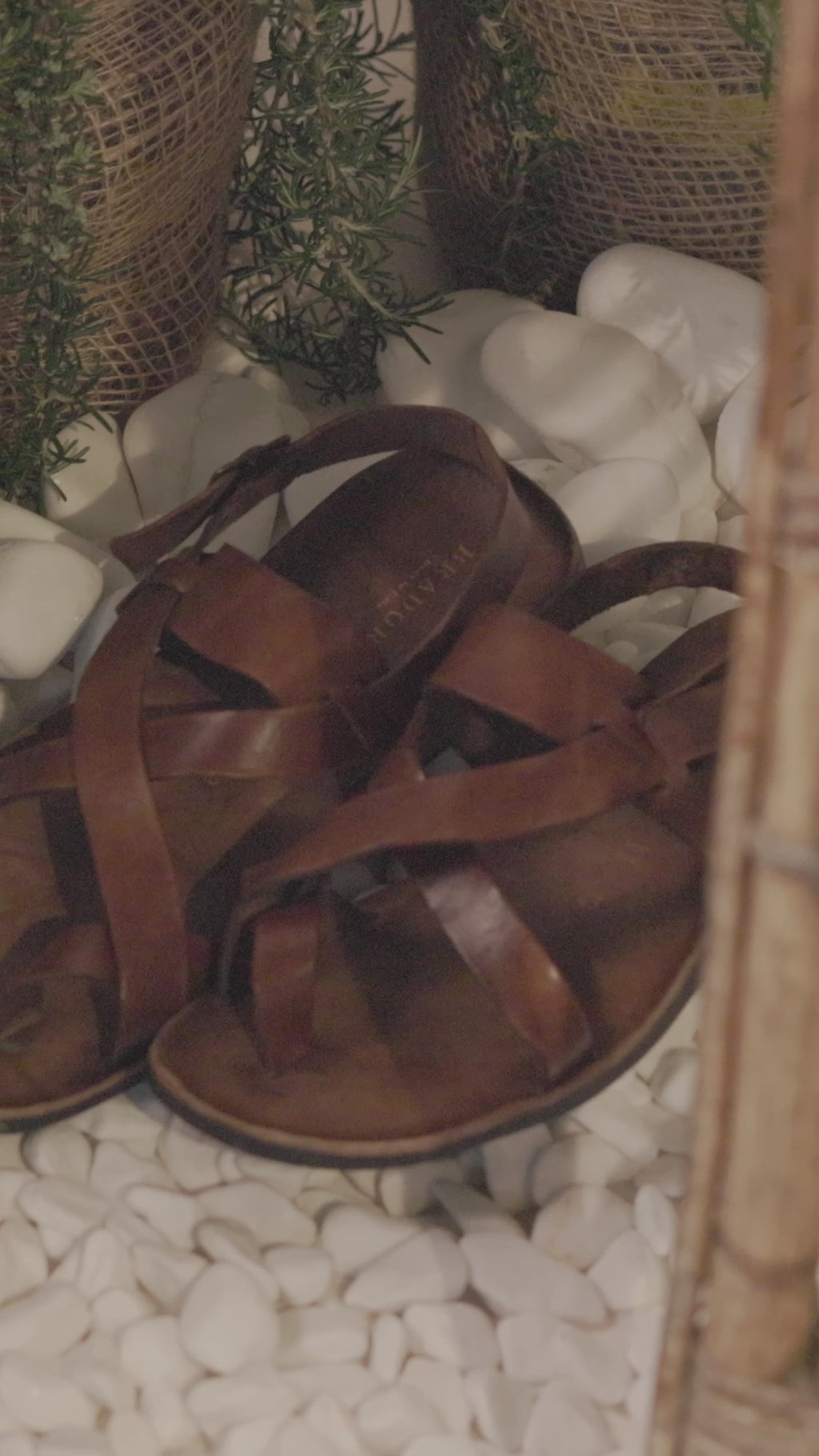 EIGHT MAHOGANY Men's sandals - Brador Shop Online | Brador