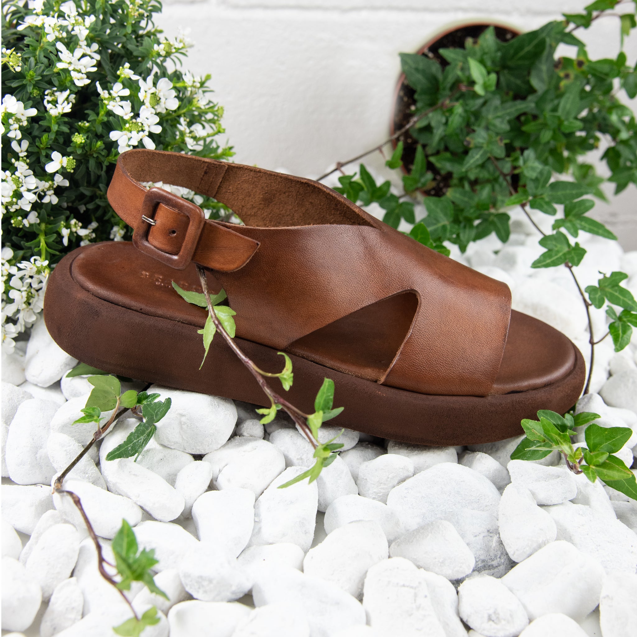 sandaloinpelle21.1_2048x.jpg?v